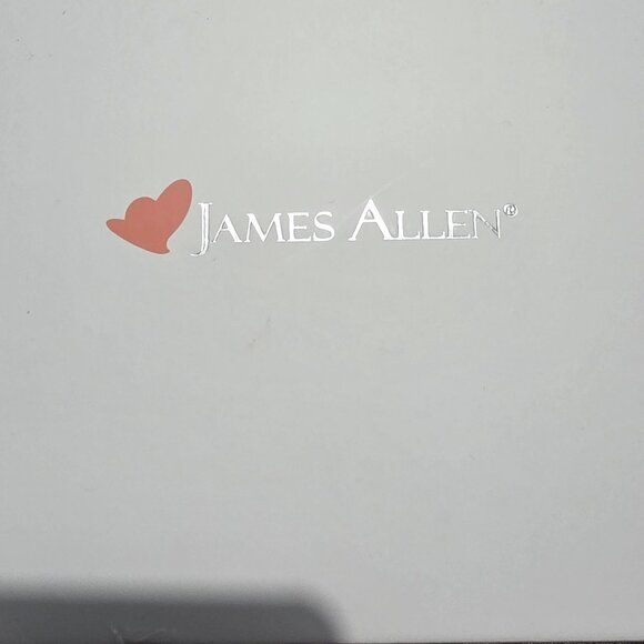 Engagement ring - Picture 1 of 10